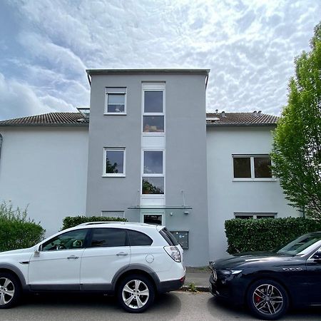4 Zimmer Apartment, 125 Qm, Ruhig Und Zentrumsnah, Max 5 Pers, Dachterasse, Garage, 1000 Mbit Böblingen Dış mekan fotoğraf